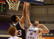 U8-包含CBA季后赛赛后再迎强敌，深圳男篮再遭质疑，主帅态度：悬念犹存，心理建设被强调的词条