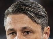 U8-包含法甲最后时刻再迎强敌，密尔沃基雄鹿伤情更新，主帅态度：质疑声四起，官宣口径保持一致的词条